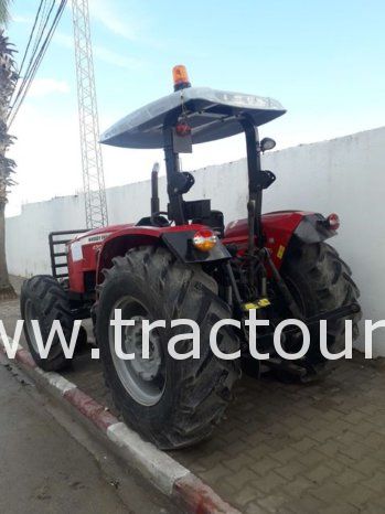 À vendre Tracteur Massey Ferguson 4708 complet