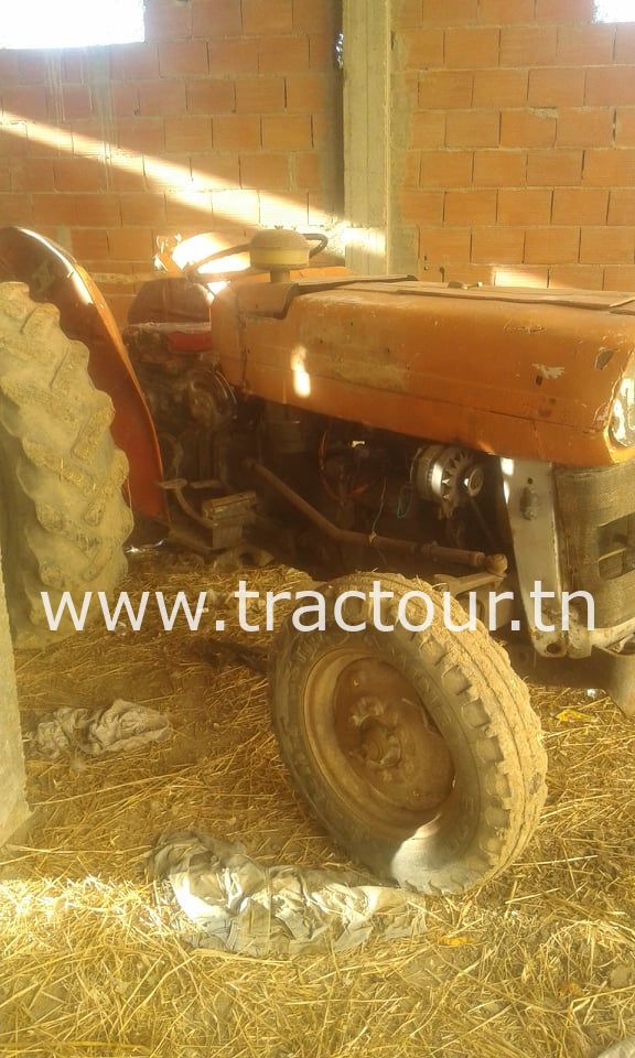 À Vendre Tracteur Massey Ferguson 145 1985